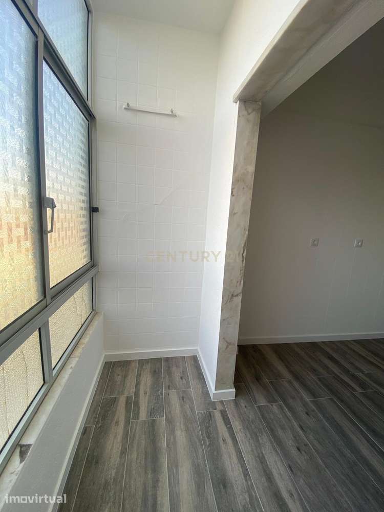 Apartamento T2 em Setúbal com Excelente Localização - Grande imagem: 4/30