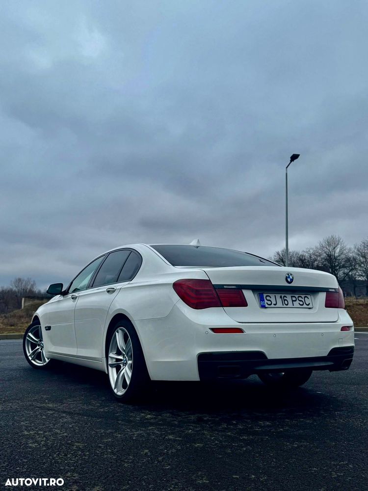 BMW Seria 7 740d - 18