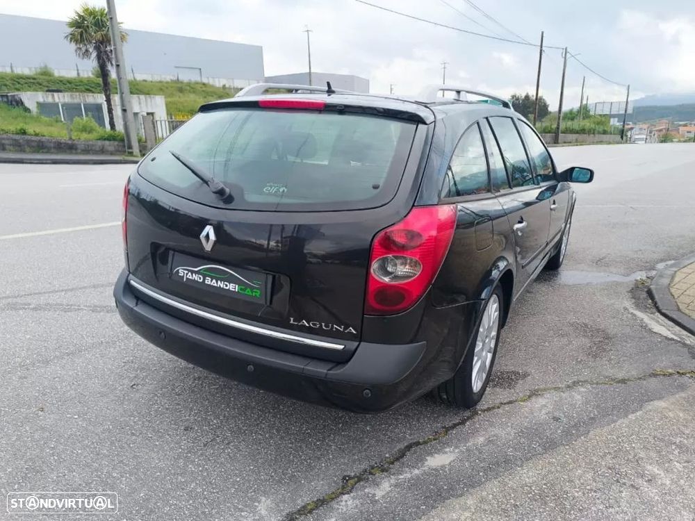 Renault Laguna 1.9 dCi Confort - 11