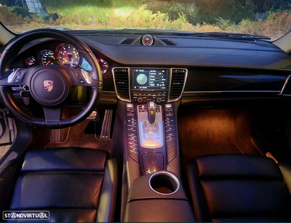 Porsche Panamera 4S PDK - 7