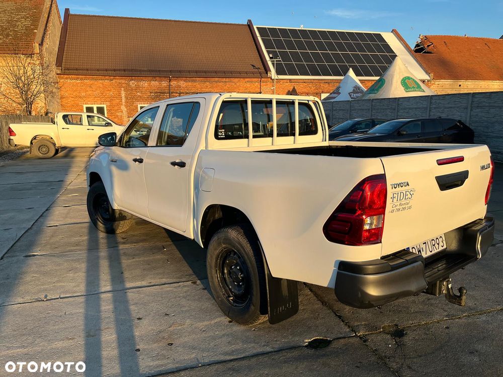 Toyota Hilux 2.4 D-4D Double Cab DLX 4x4 - 3