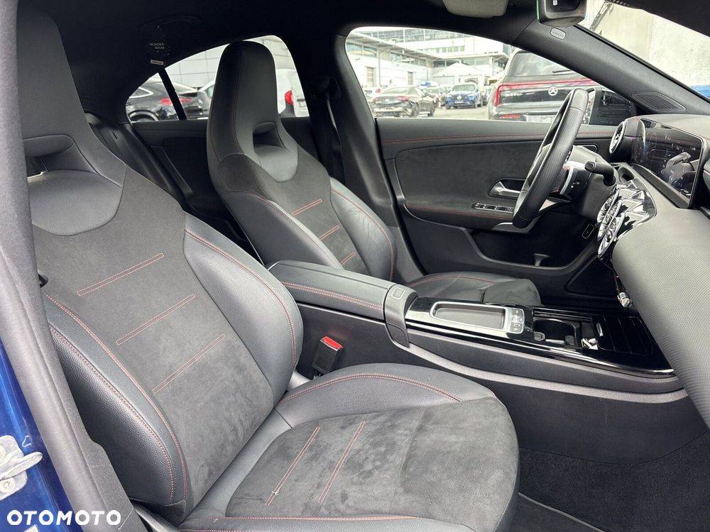 Mercedes-Benz CLA - 19