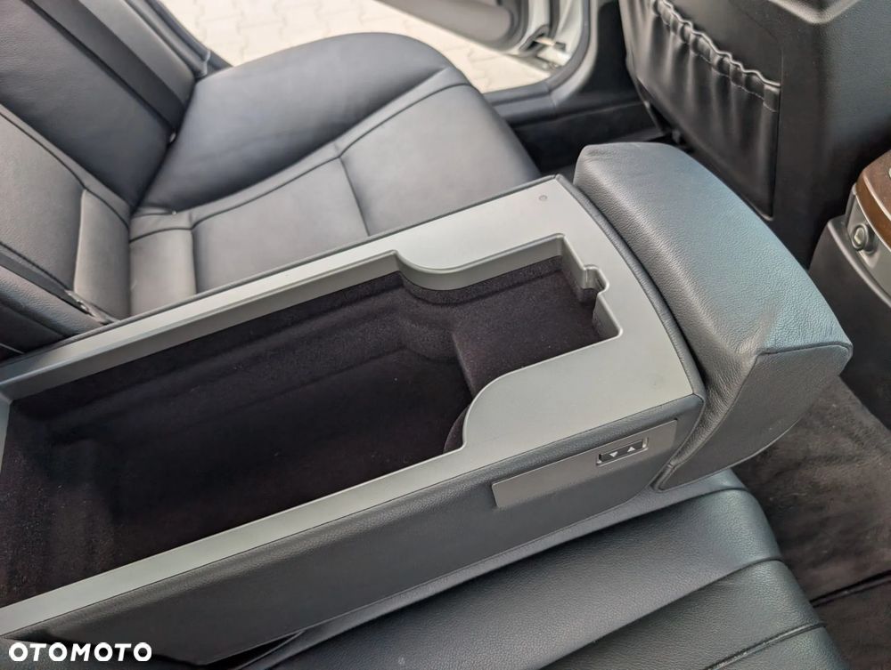 BMW Seria 7 730d - 22