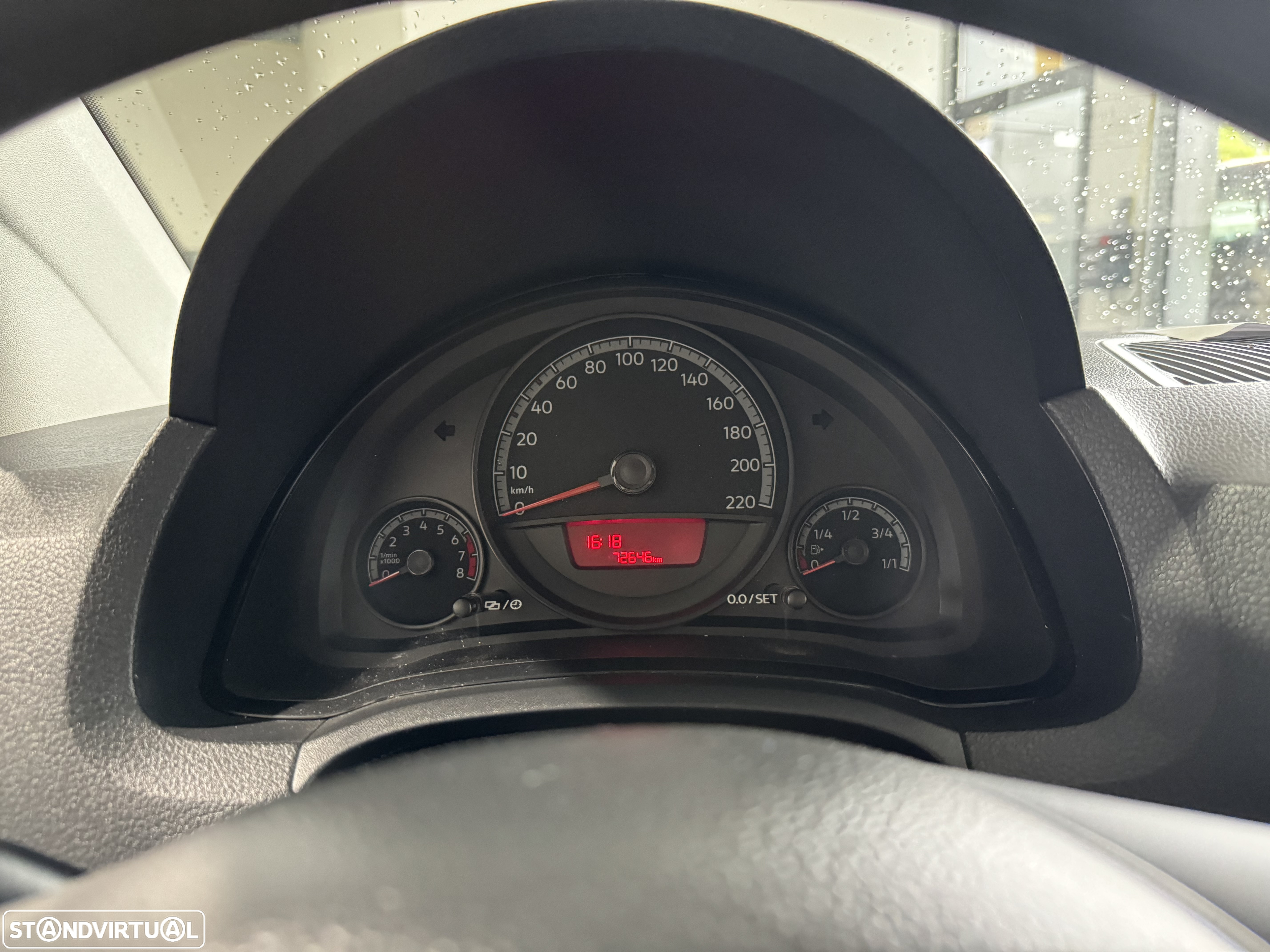VW Up! Active - 12