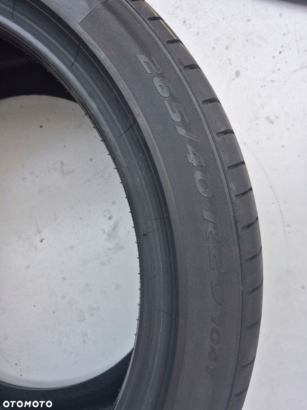 PIRELLI P ZERO 265/40R20 104Y 25R 4X - 6
