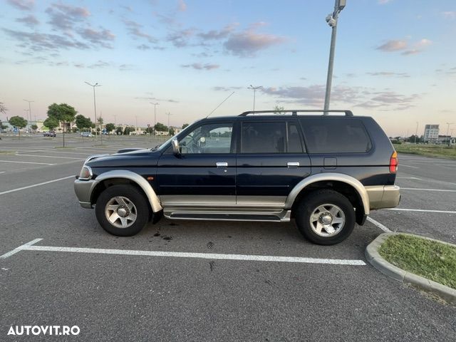 Mitsubishi Pajero - 7