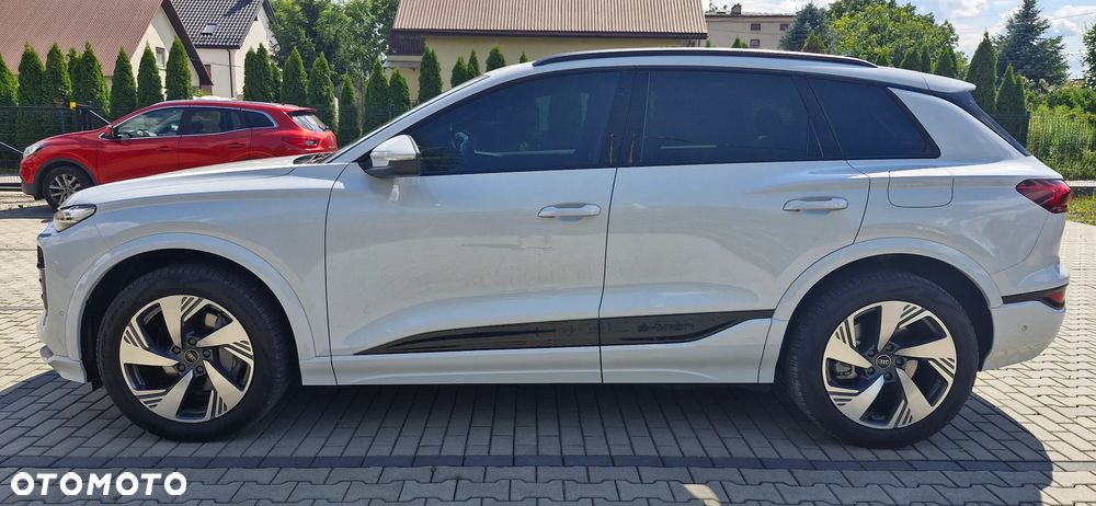 Audi Q6 e-tron quattro - 8