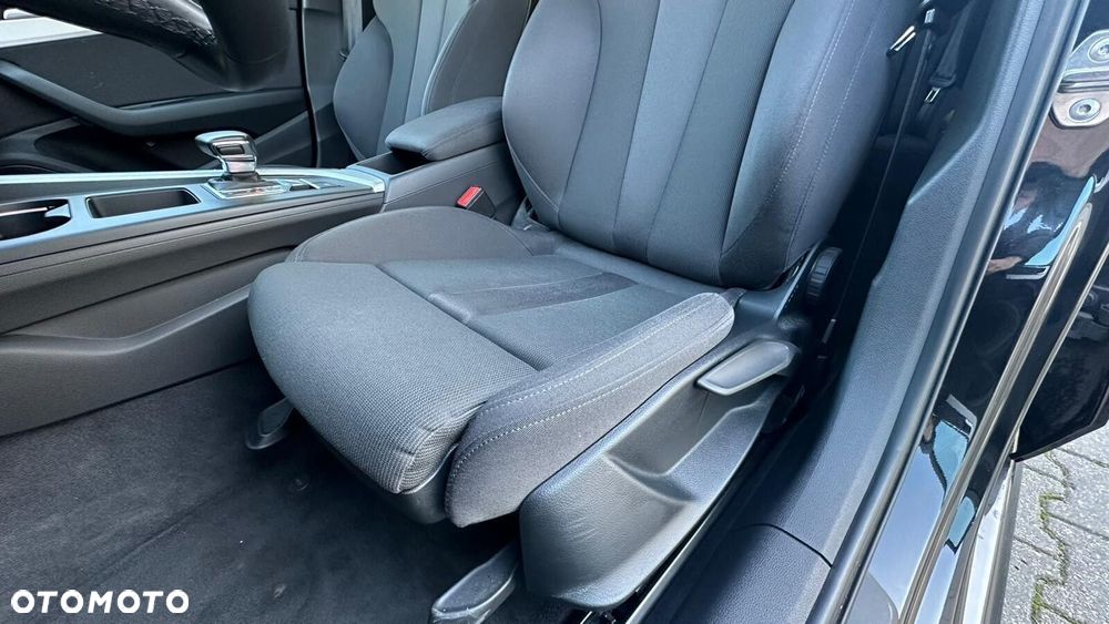 Audi A4 Limousine - 11