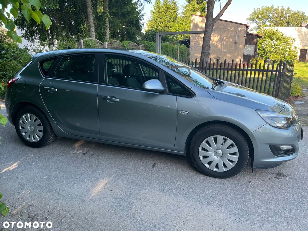 Opel Astra 1.6 CDTI DPF ecoFLEX Start/Stop Edition - 4