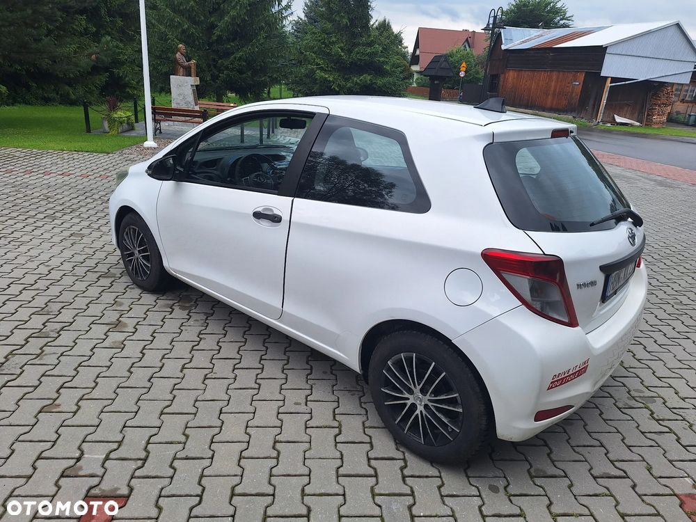 Toyota Yaris - 18