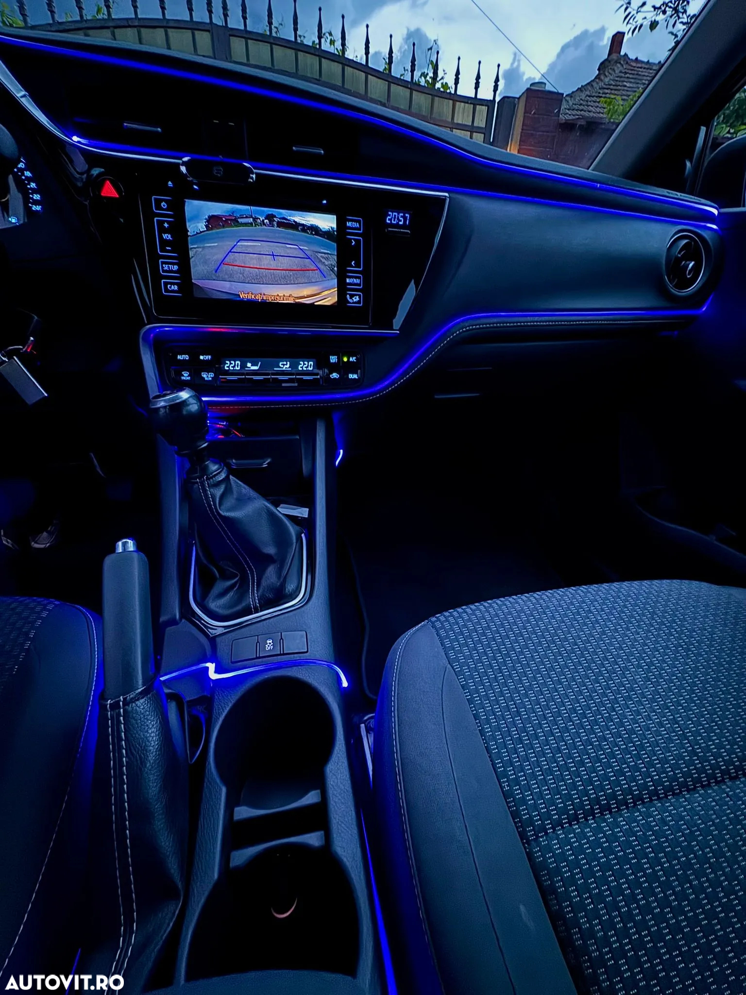 Toyota Corolla - 19