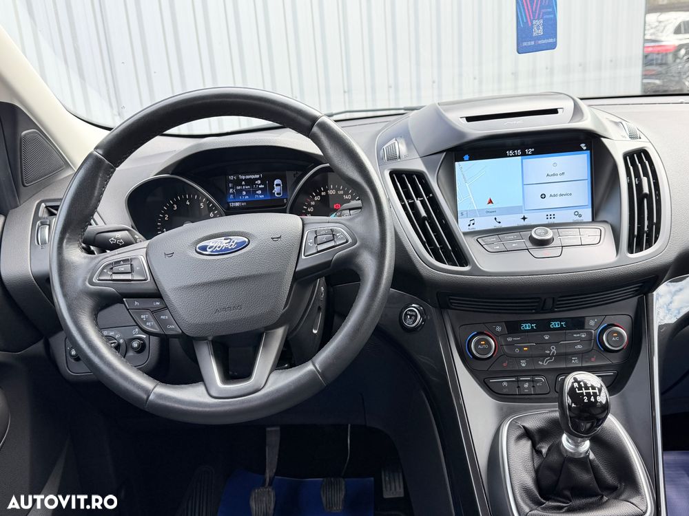 Ford Kuga 1.5 EcoBoost 2x4 Titanium - 7