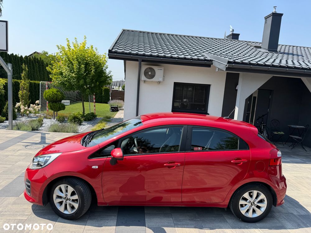 Kia Rio 1.4 Business Line - 10