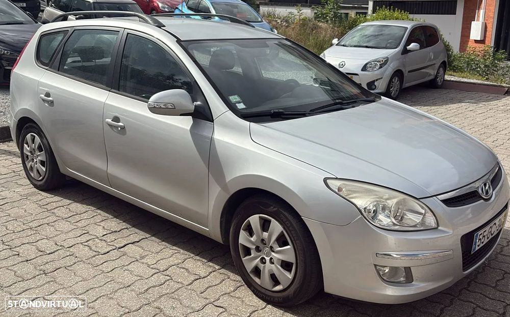 Hyundai i30 CW 1.6 CRDi Comfort - 2