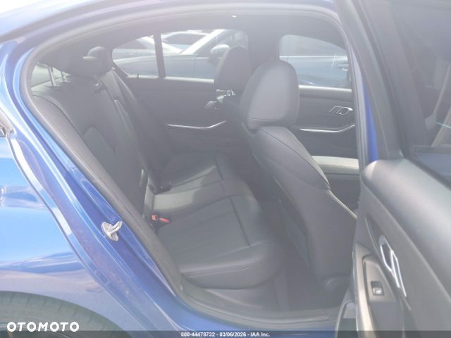 BMW Seria 3 330i Edition M Sport Shadow - 6