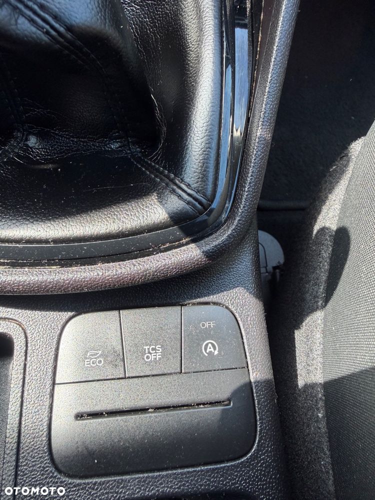 Ford Fiesta - 23