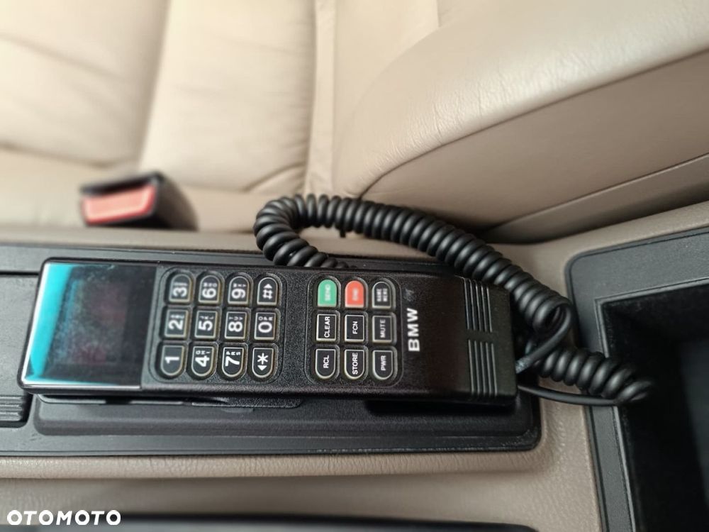 BMW Seria 8 - 33