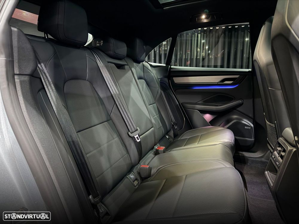 Porsche Macan Electric 4 - 49