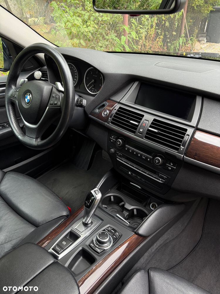 BMW X6 - 28