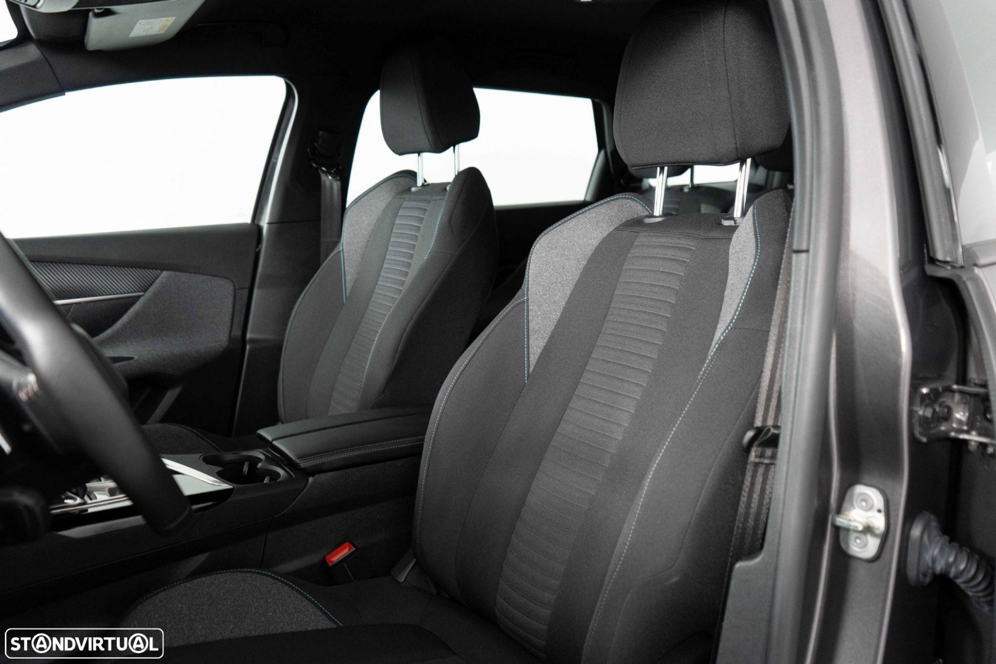 Peugeot 5008 1.2 PureTech Allure Pack EAT8 - 8