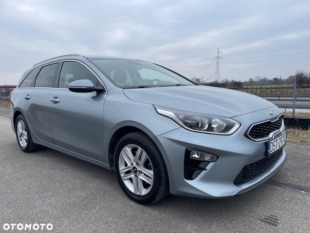 Kia Ceed 1.6 CRDi 136 DCT ISG Spirit - 11