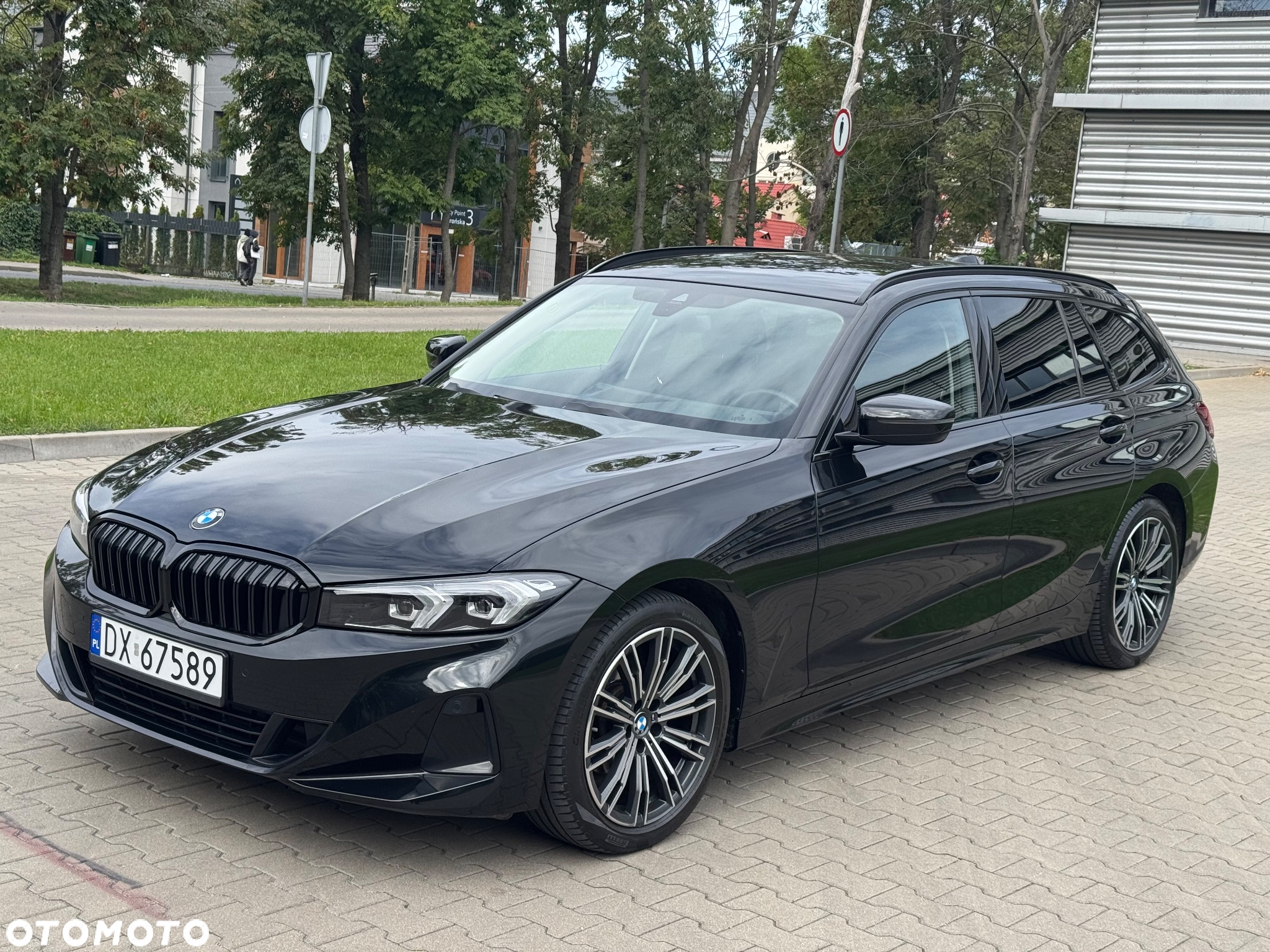 BMW Seria 3 318d Touring - 4