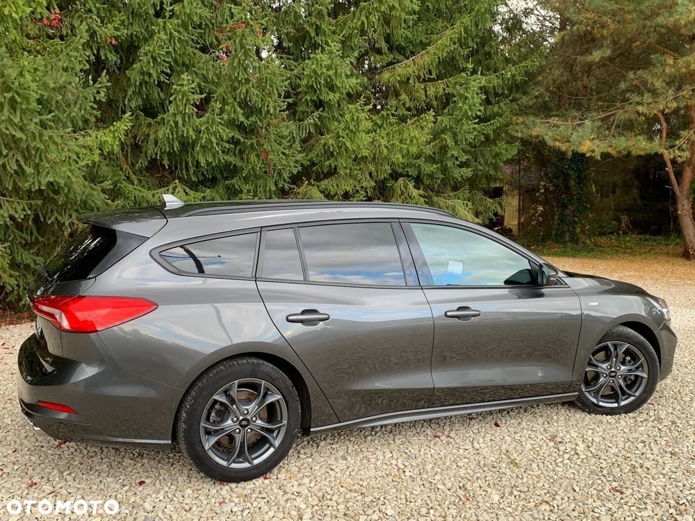 Ford Focus 1.5 EcoBlue Start-Stopp-System ST-LINE DESIGN - 12