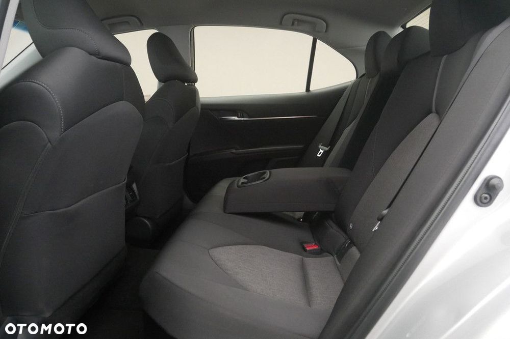 Toyota Camry 2.5 Hybrid Comfort CVT - 15
