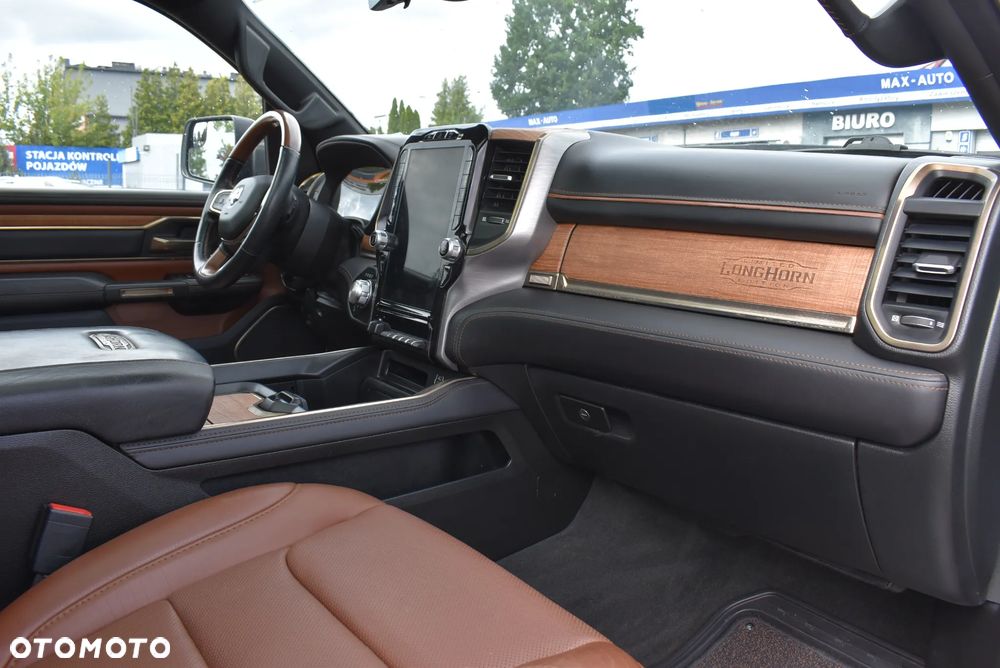 RAM 1500 Crew Cab Limited - 23