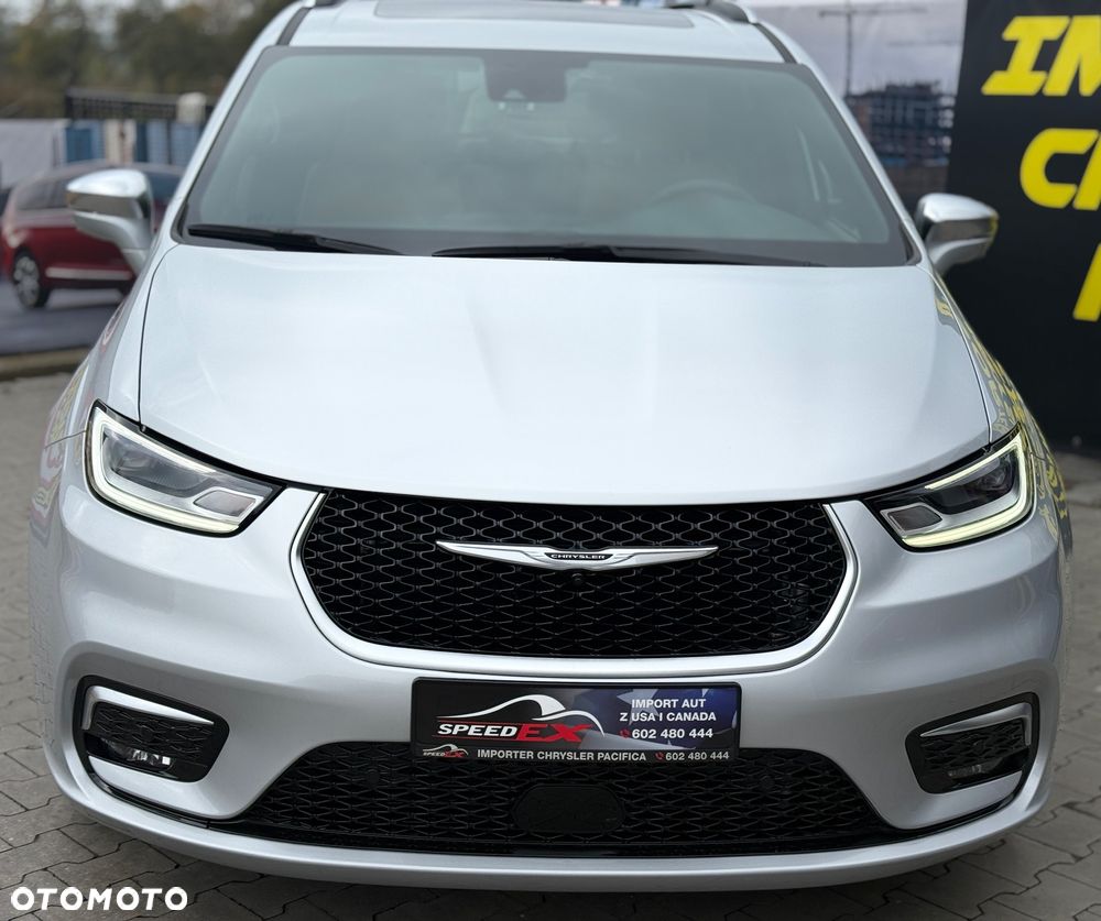 Chrysler Pacifica - 7