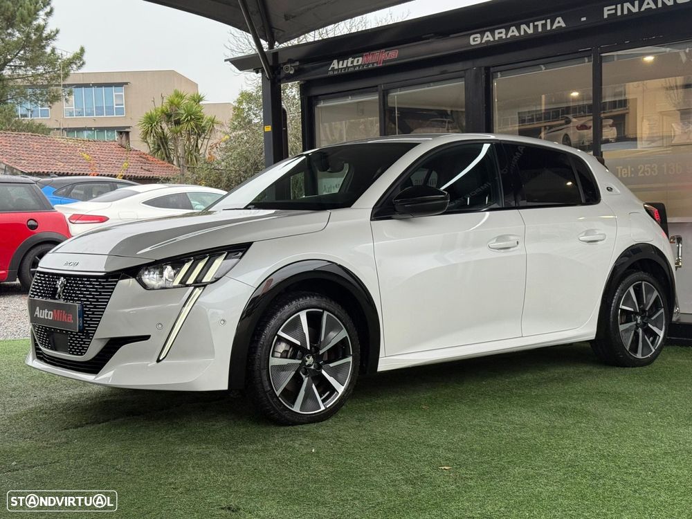 Peugeot e-208 50 kWh GT Pack - 12