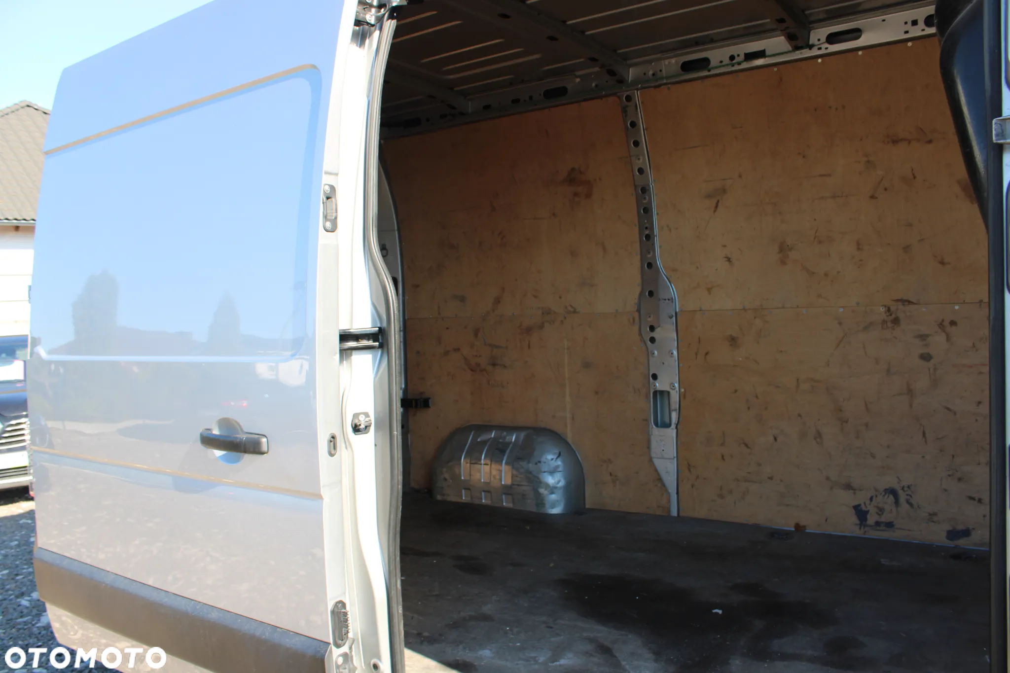 Opel MOVANO - 16