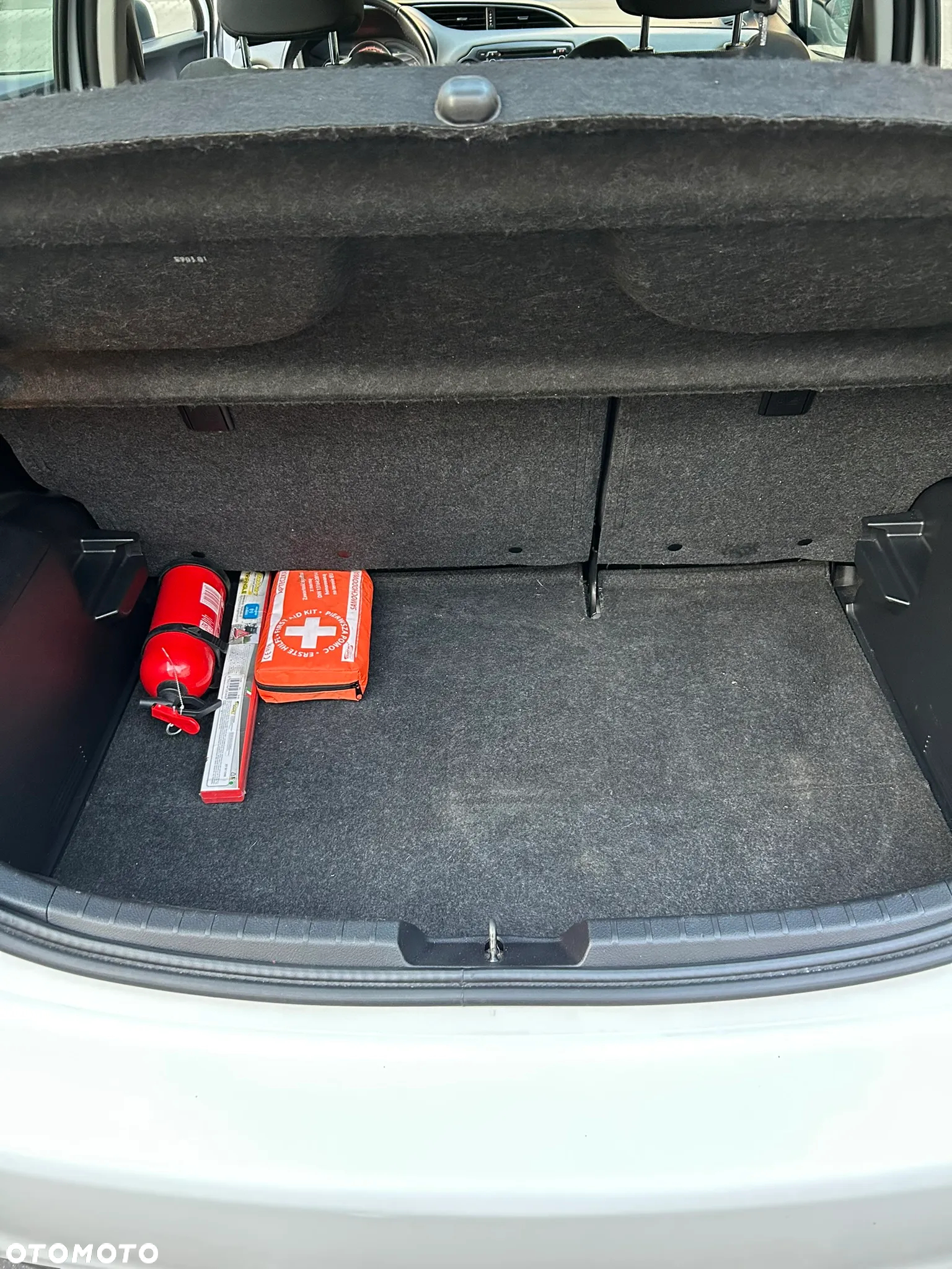 Toyota Yaris - 18