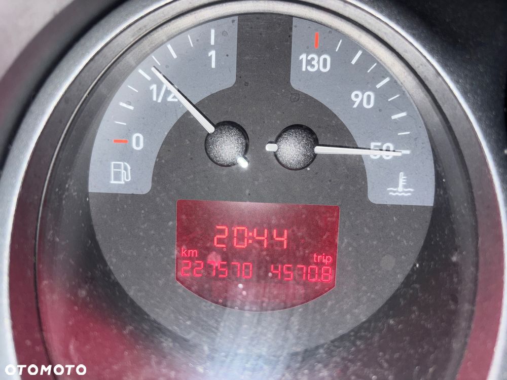 Seat Leon 1.6 Audience - 13