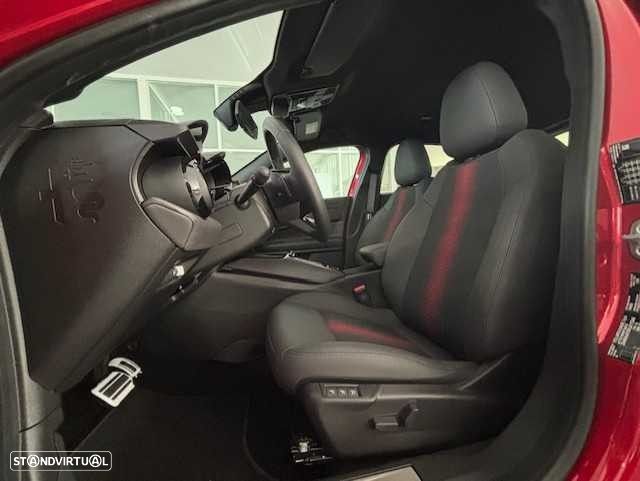 Alfa Romeo Junior 1.2 eDCT6 - 13