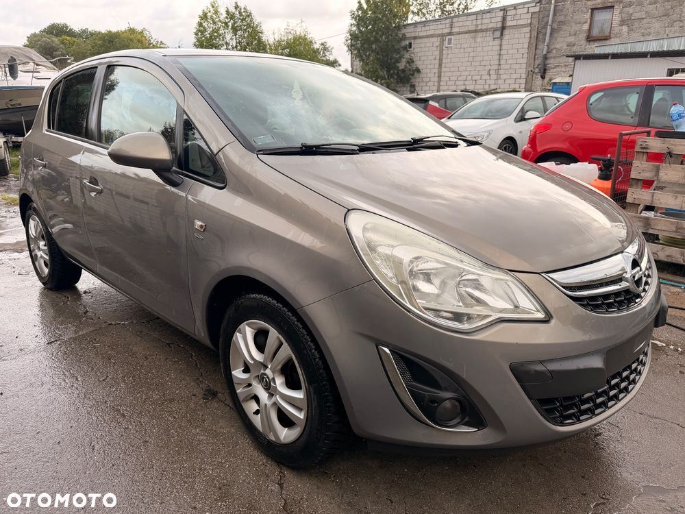 Opel Corsa - 3