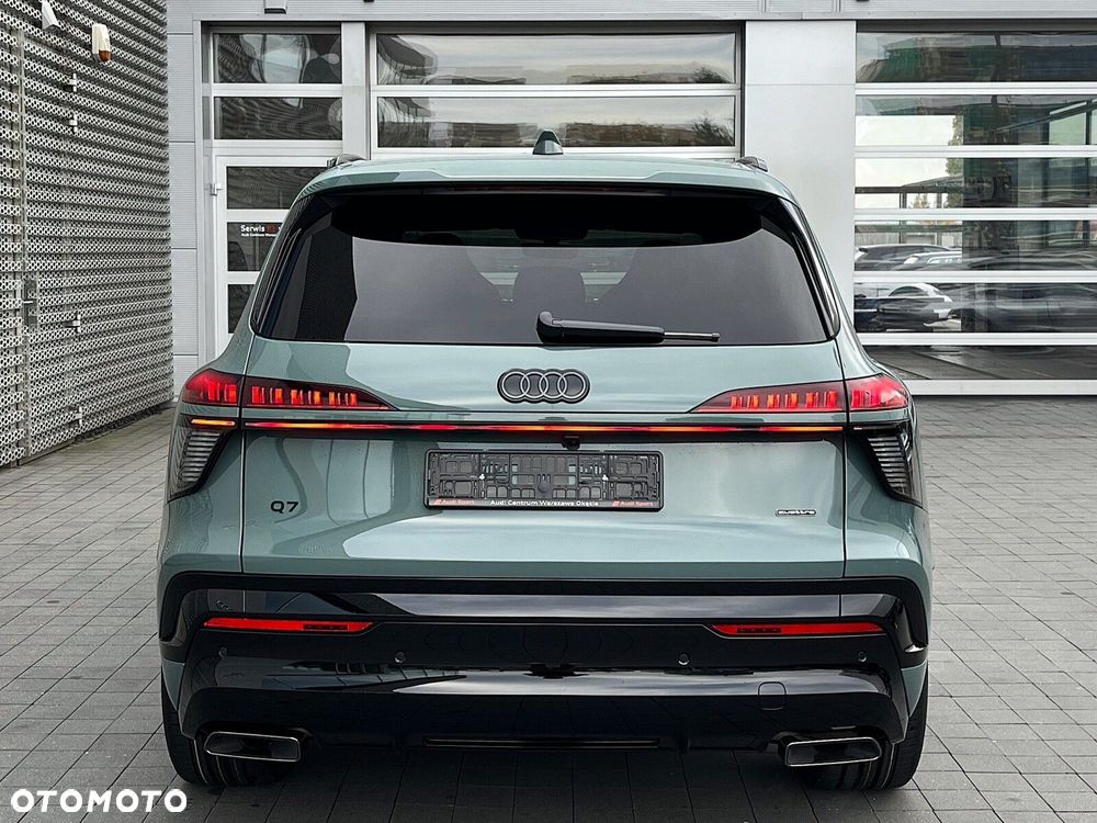 Audi Q7 - 7