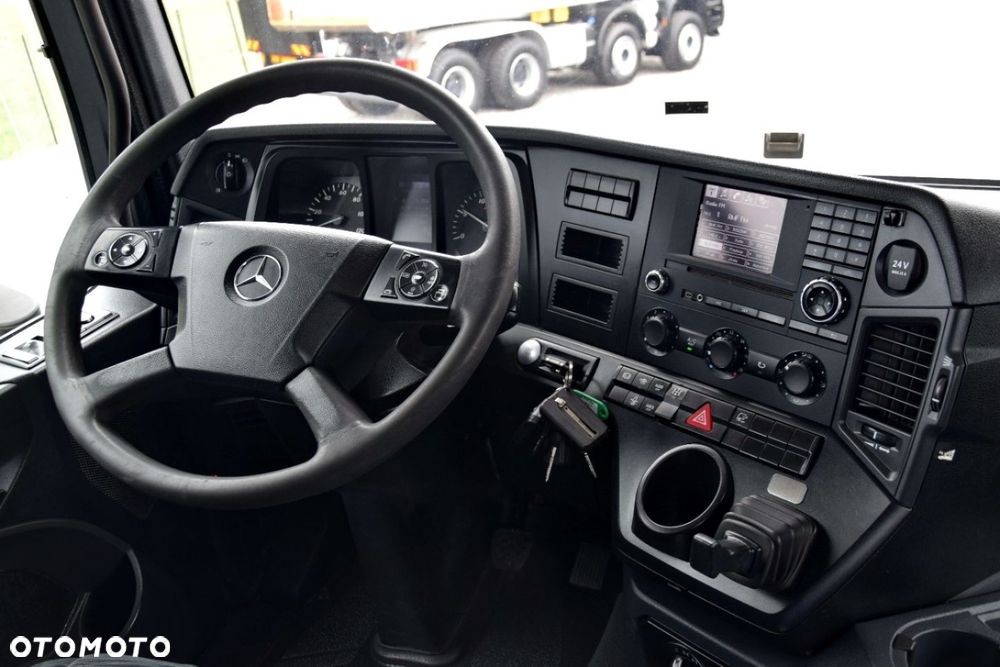 Mercedes-Benz Arocs 4145 - 35