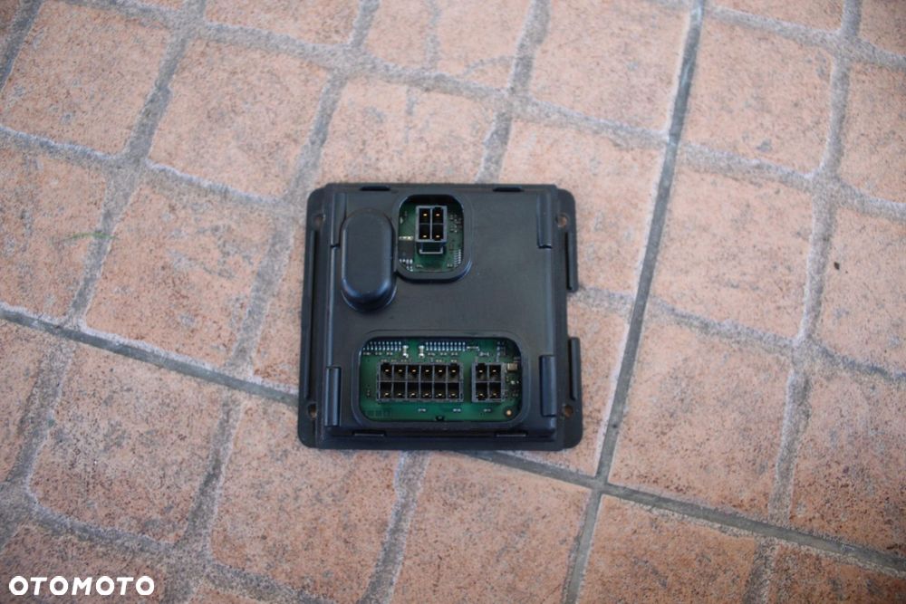 MODUŁ SKRĘTU LAMPY LEWY BI-XENON VW PASSAT B6 - 2