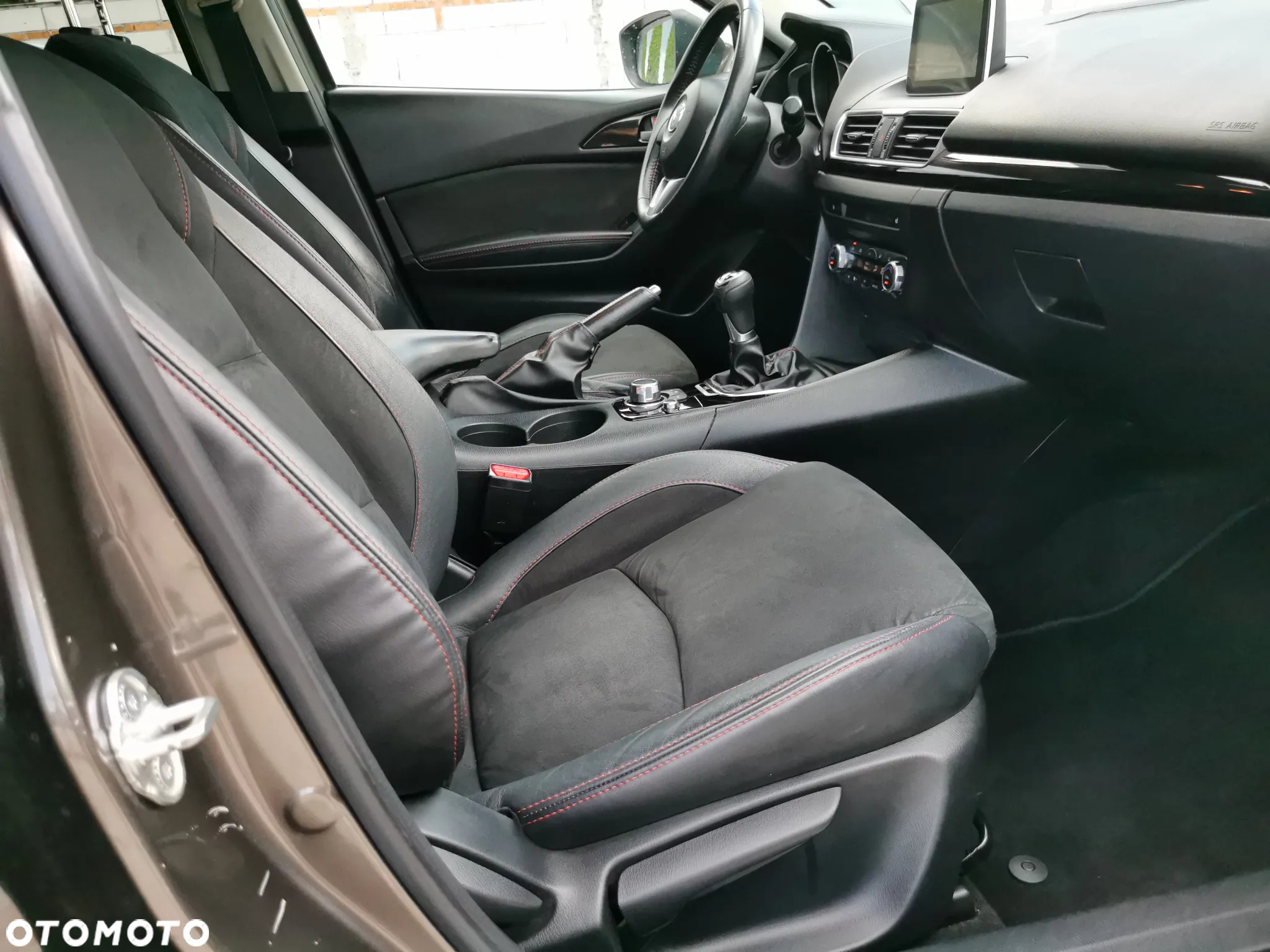 Mazda 3 SKYACTIV-G 120 NAKAMA - 19