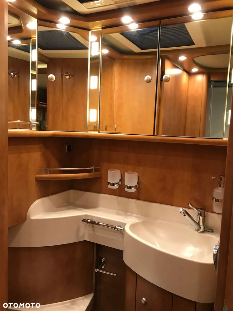 Carthago C-LINE 4,9 I  2 Generacja - 6