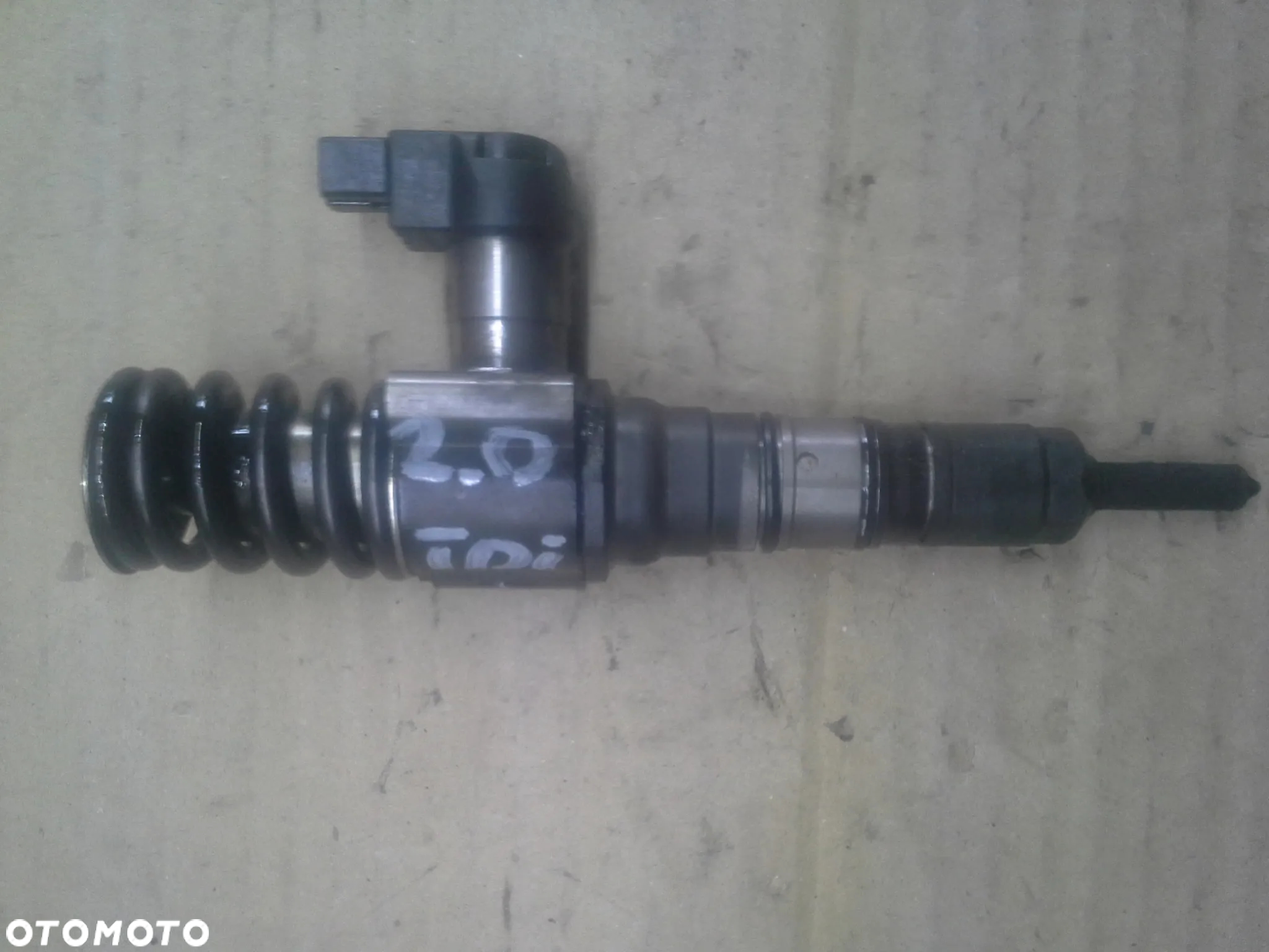 Volkswagen Passat B6 2.0 16V TDI BKP pompowtryskiwacze Continental-Siemens komplet - 11