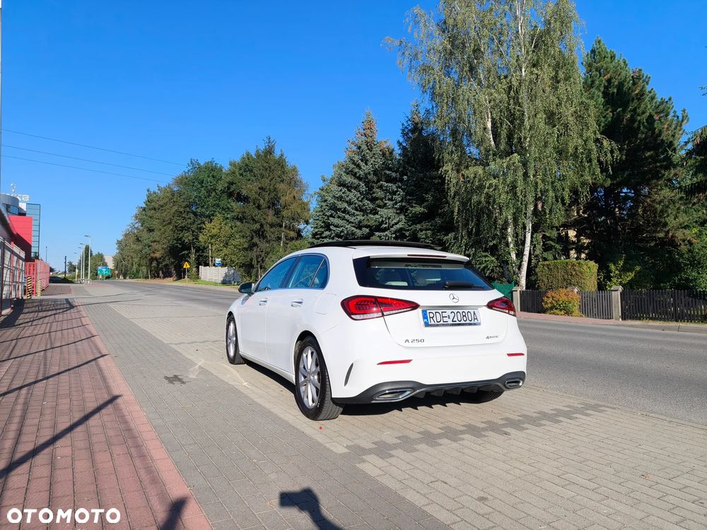 Mercedes-Benz Klasa A 250 4-Matic 7G-DCT - 6