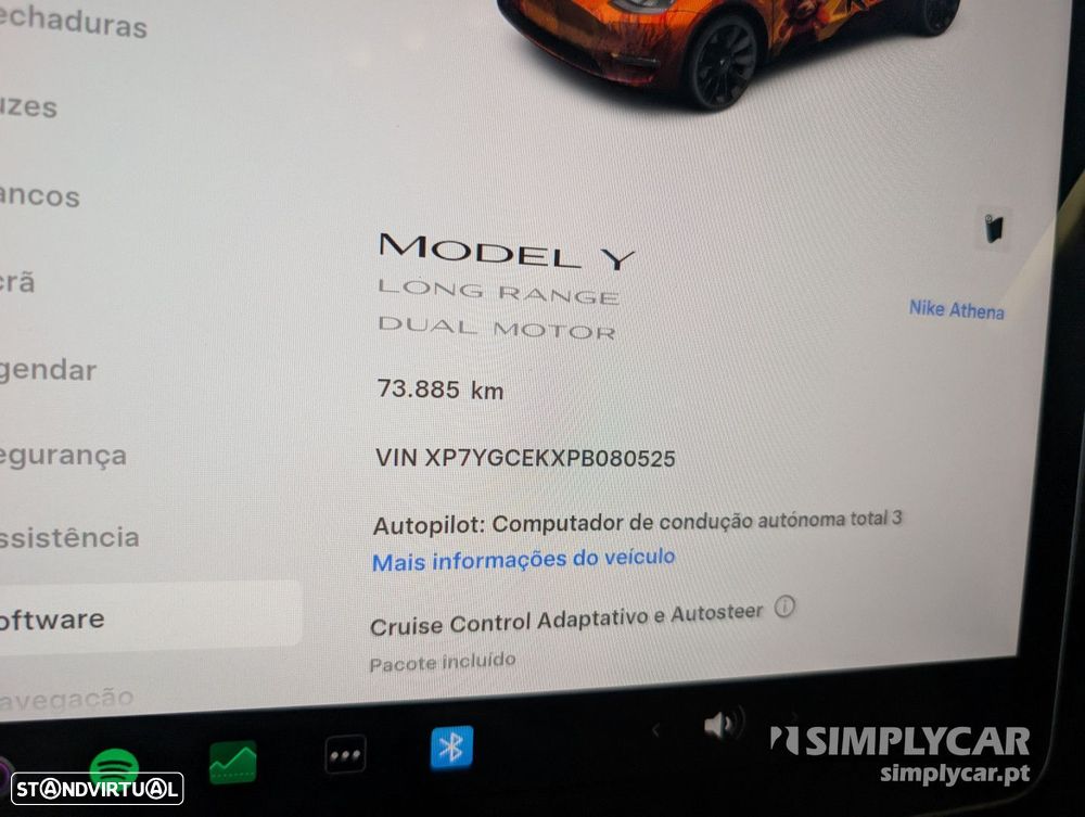 Tesla Model Y - 11
