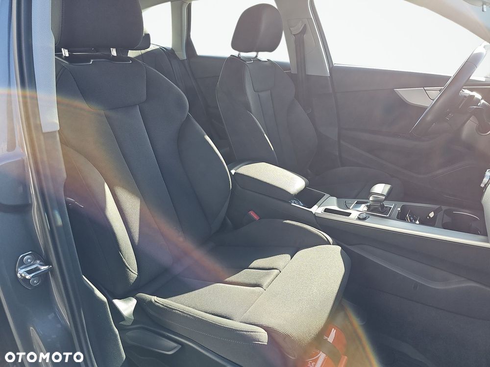 Audi A4 Avant - 19
