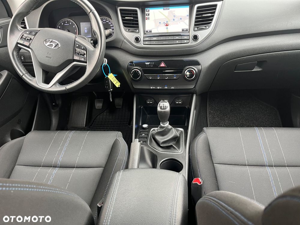 Hyundai Tucson 1.6 Turbo 2WD Navi - 11