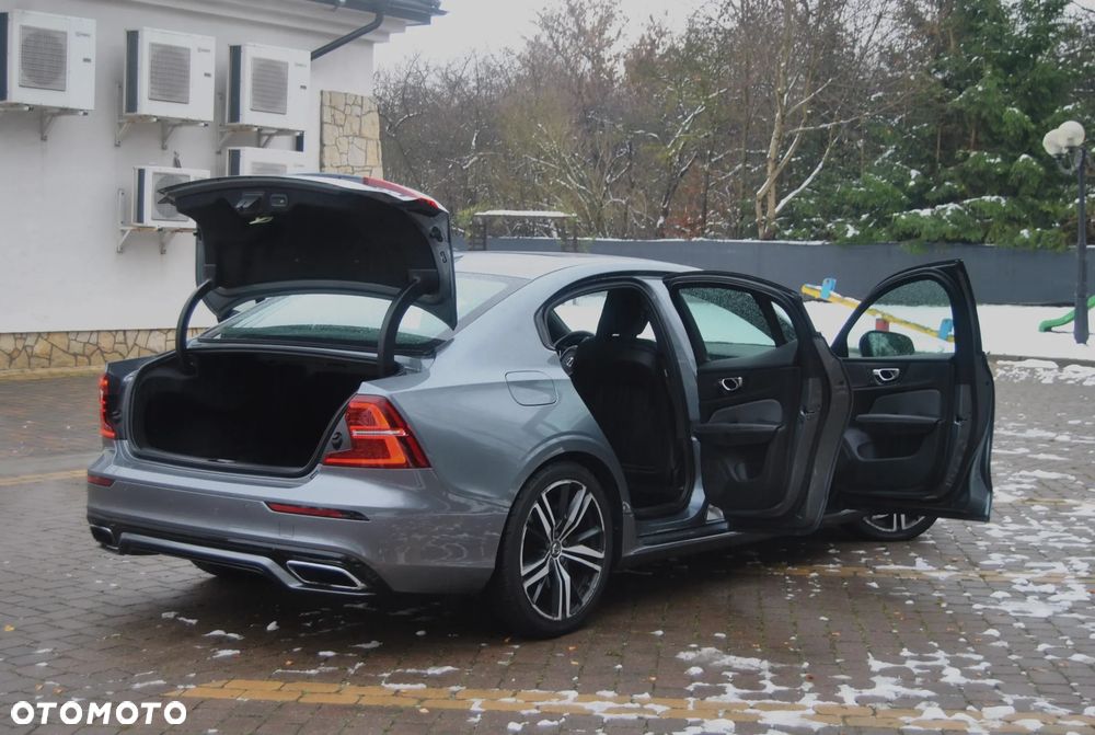 Volvo S60 T6 AWD Geartronic RDesign - 26