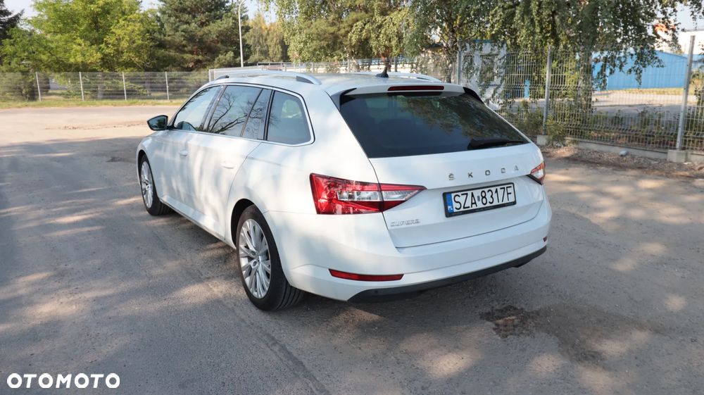 Skoda Superb 2.0 TSI Style DSG - 4