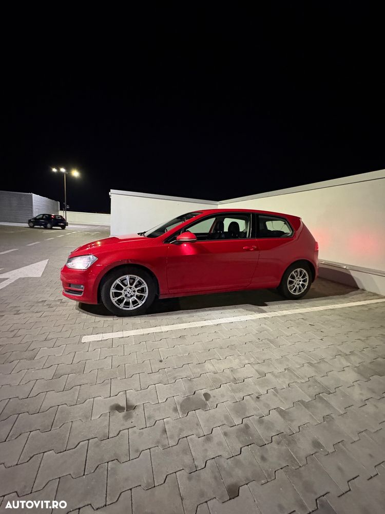 Volkswagen Golf 2.0 TDI DPF BMT Comfortline - 10