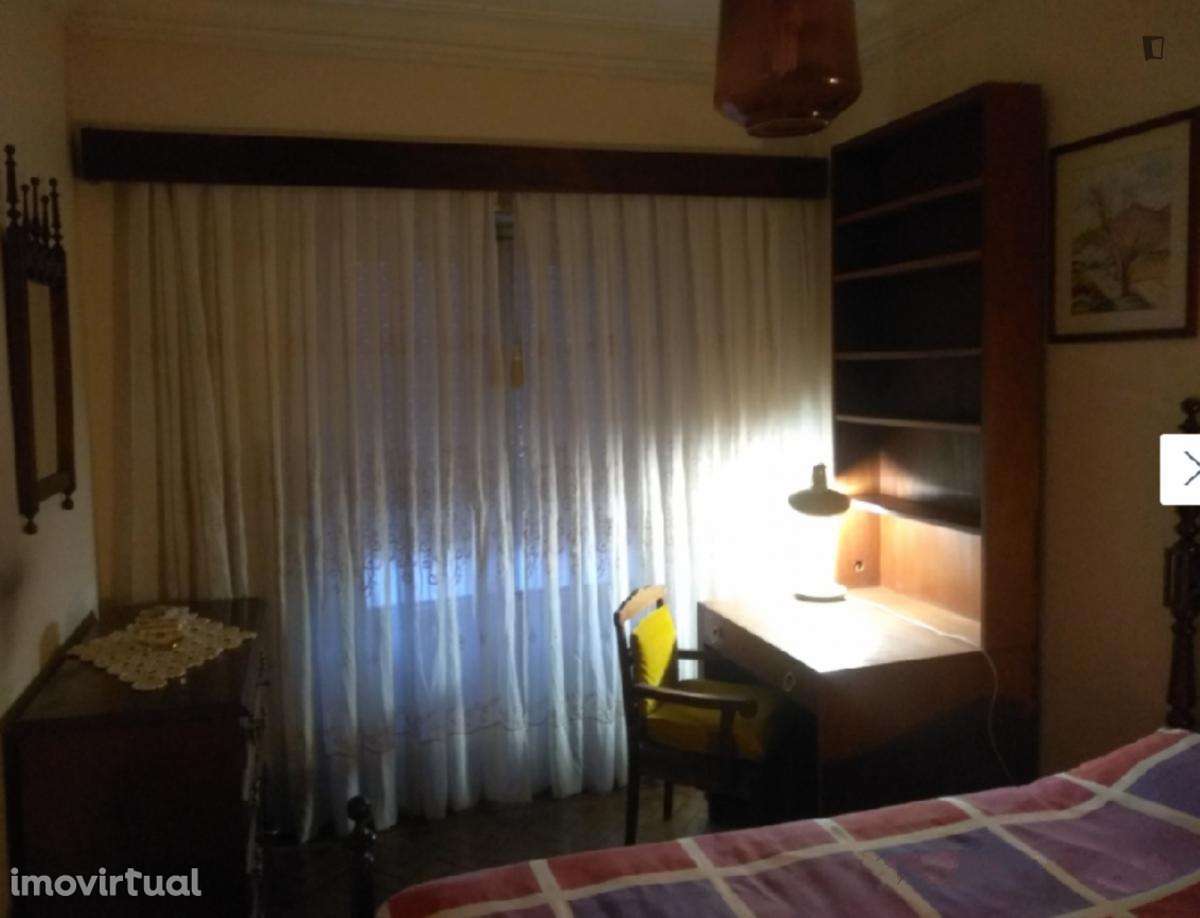 Quarto - localizado em Campo de Ourique Lisbon - Grande imagem: 3/9